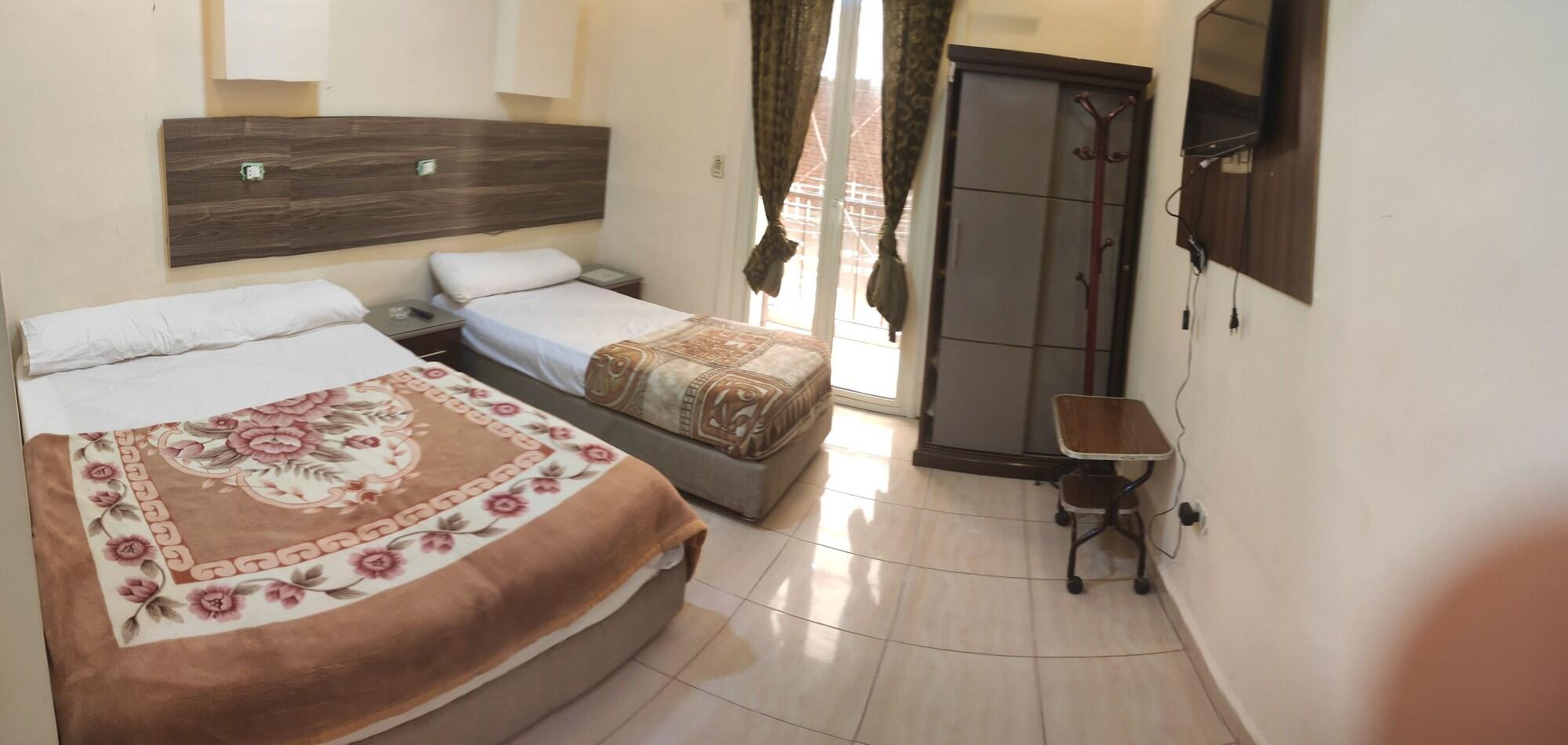 The Hotel Emerald Cairo Exterior photo